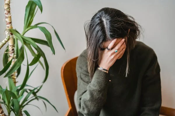 Social Drinking vs Dependency: Recognizing the Shift to Alcoholism Social Drinking vs Dependency - Recognizing the Shift to Alcoholism
